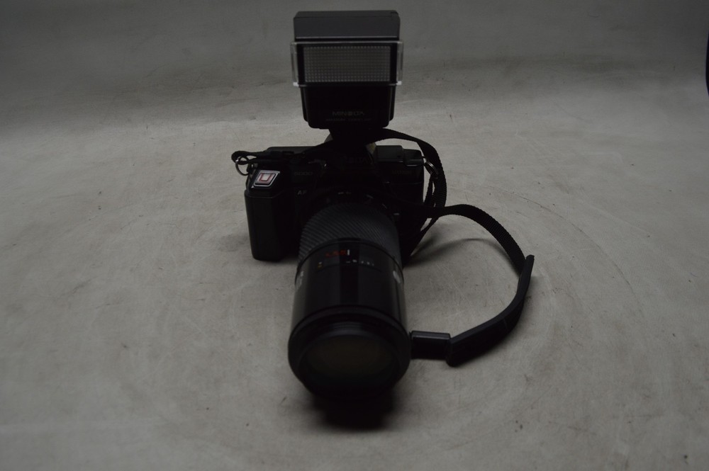 Minolta Maxxum 5000AF 35mm Film Camera
