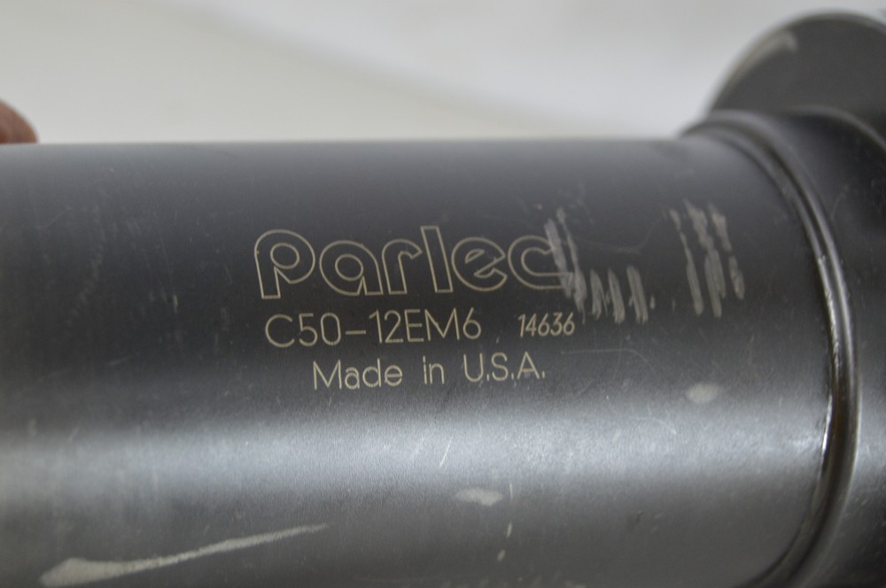 Parlec 1" x 6" CAT50 Tool Holder w/ VALENITE VARI-SET BORING BAR BB-1D + insert