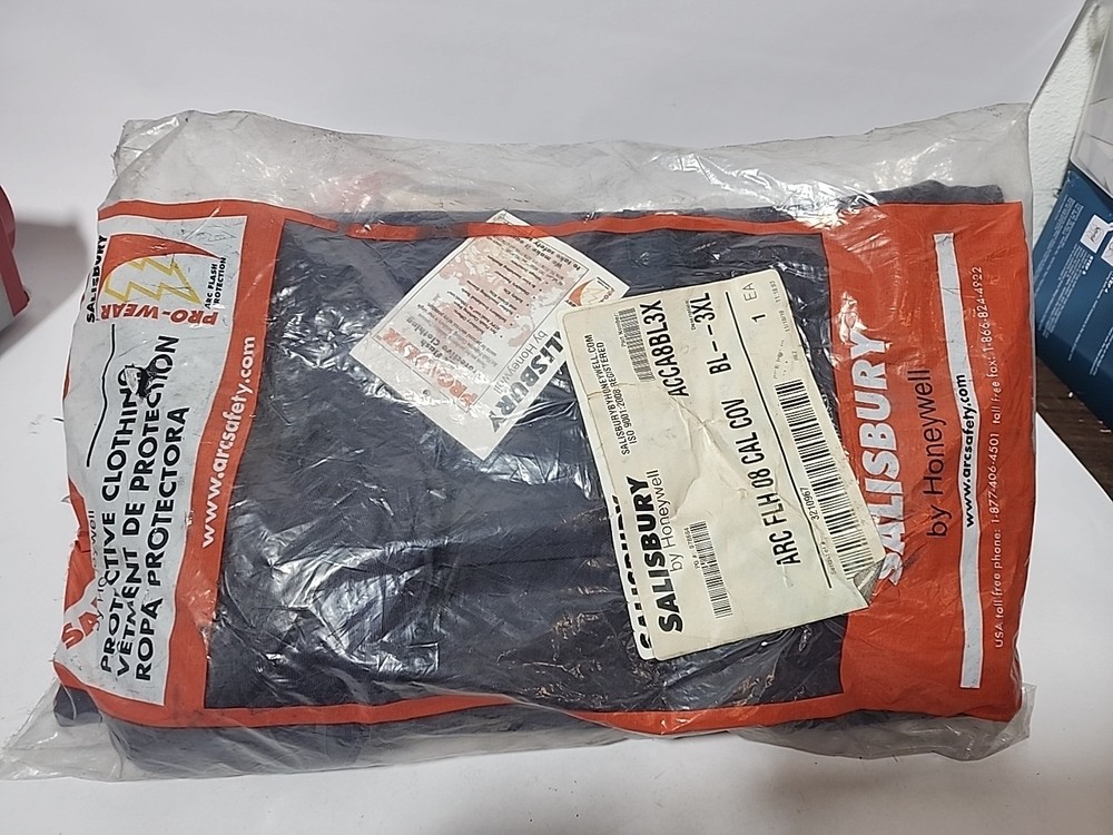 SALISBURY ACCA8BL3X Flame-Resistant Coverall, Navy, SIZE 3XL
