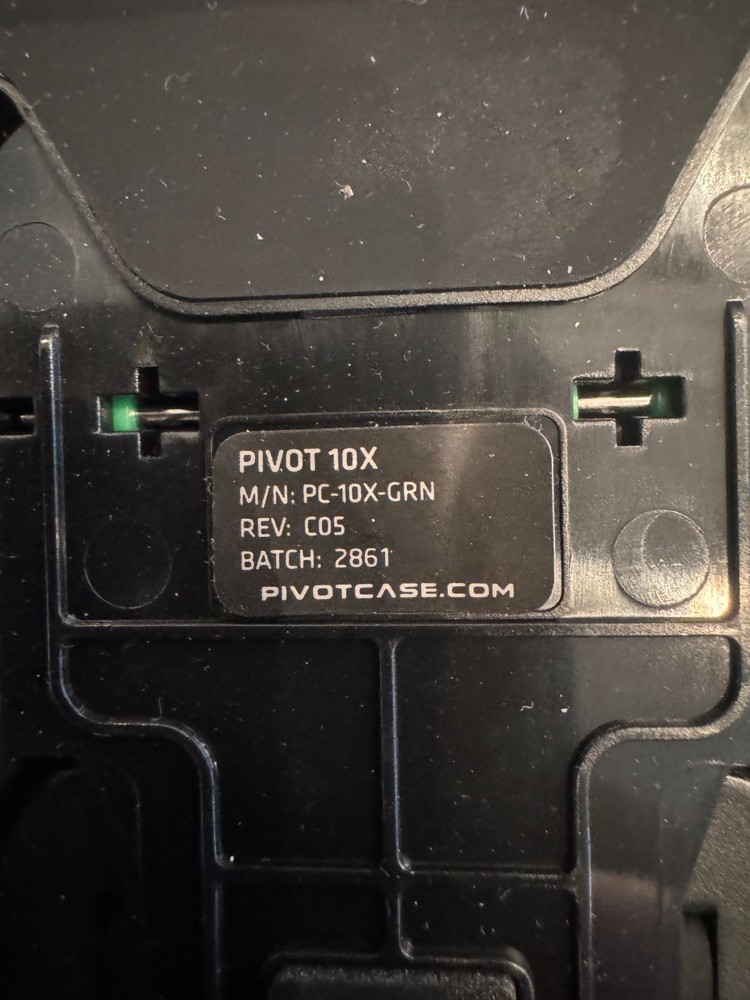 pivot ipad case 10X