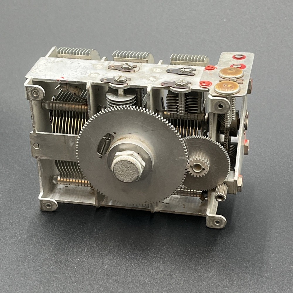 Vintage Multi-Gang Variable Capacitor Tuning Unit Radio Untested