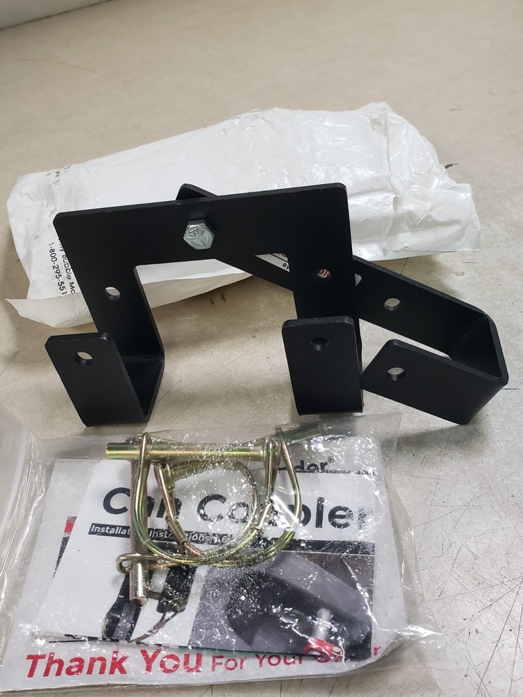 Garbage Commander Can Coupler Single Can Attachment