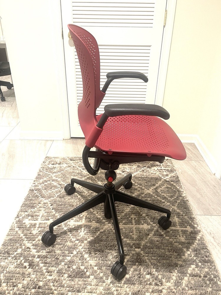Herman Miller Multi/Purpose Caper Chair - Red