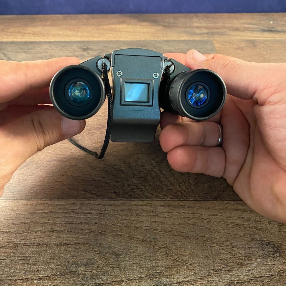 The Sharper Image Binoculars Image Capture Camera & Binocular