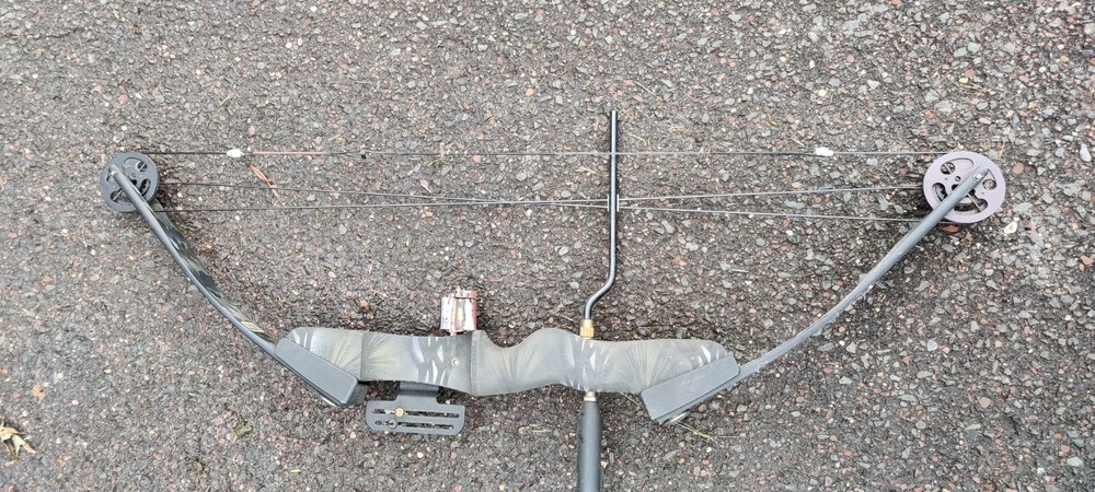 Browning Highlander compound hunting bow 