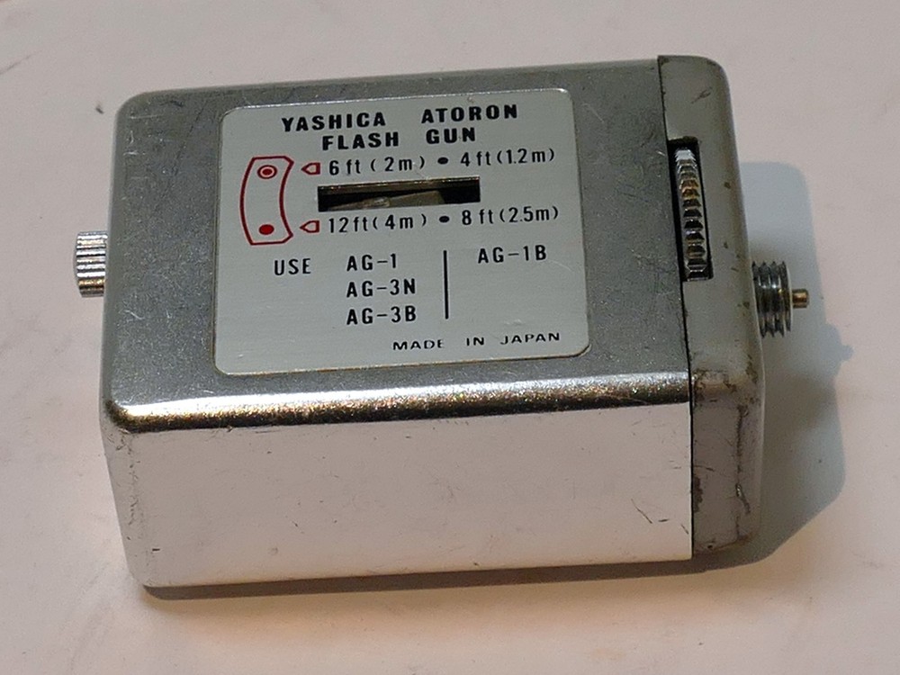Atoron Flash Gun adapter for Yashica Ultra Miniature Camera