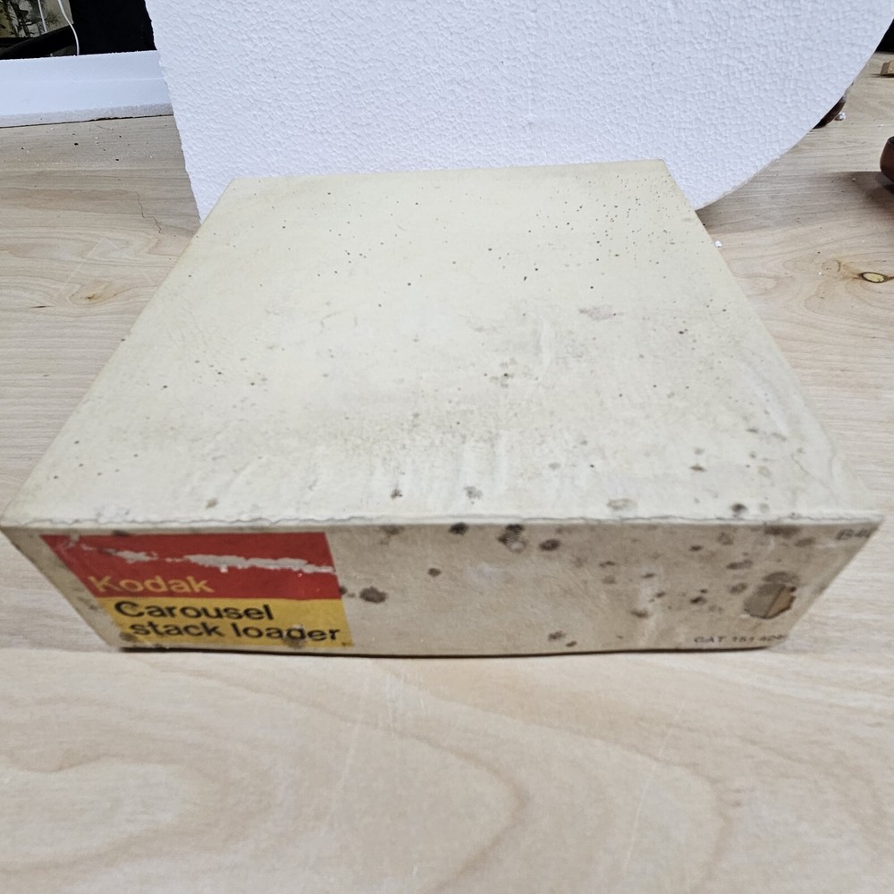 KODAK Carousel Stack Loader with original box And Manual. B40