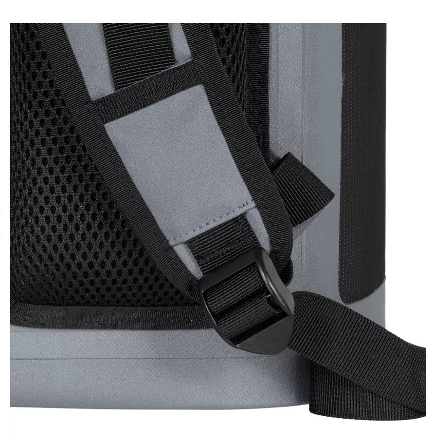 DSG Victory 20 Can Backpack Cooler