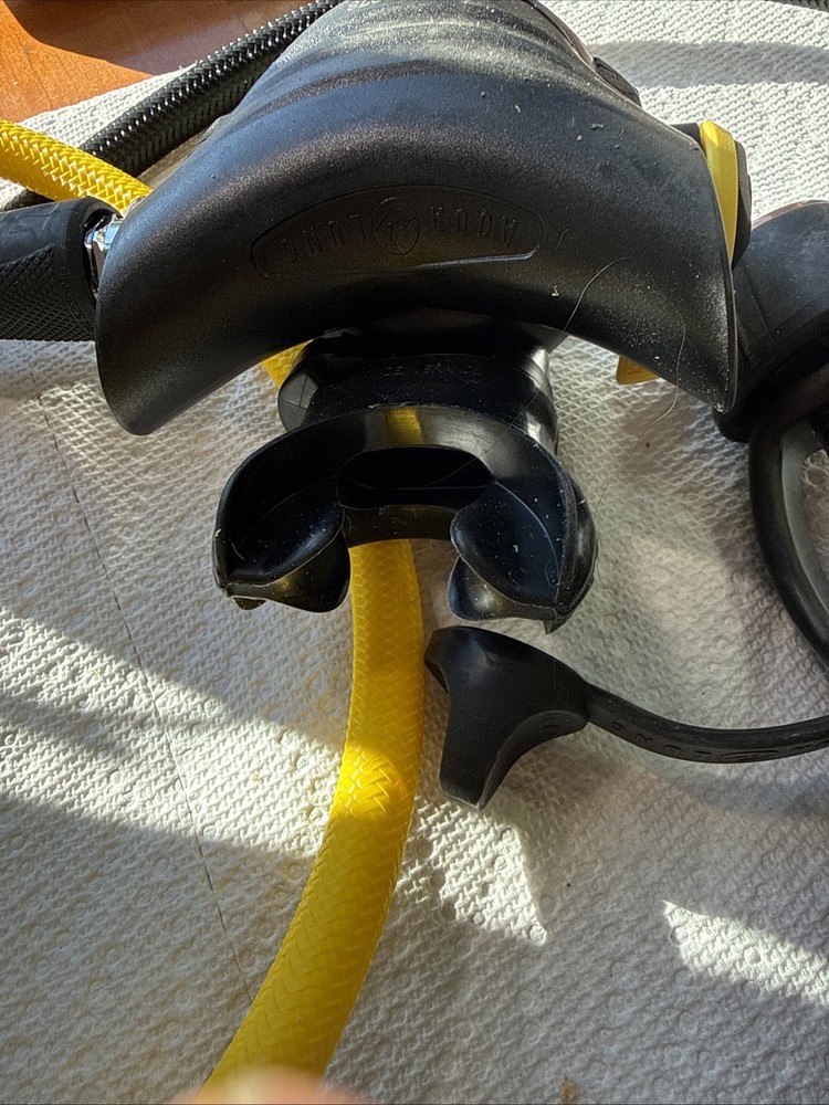 Aqualung Legend scuba diving regulator set