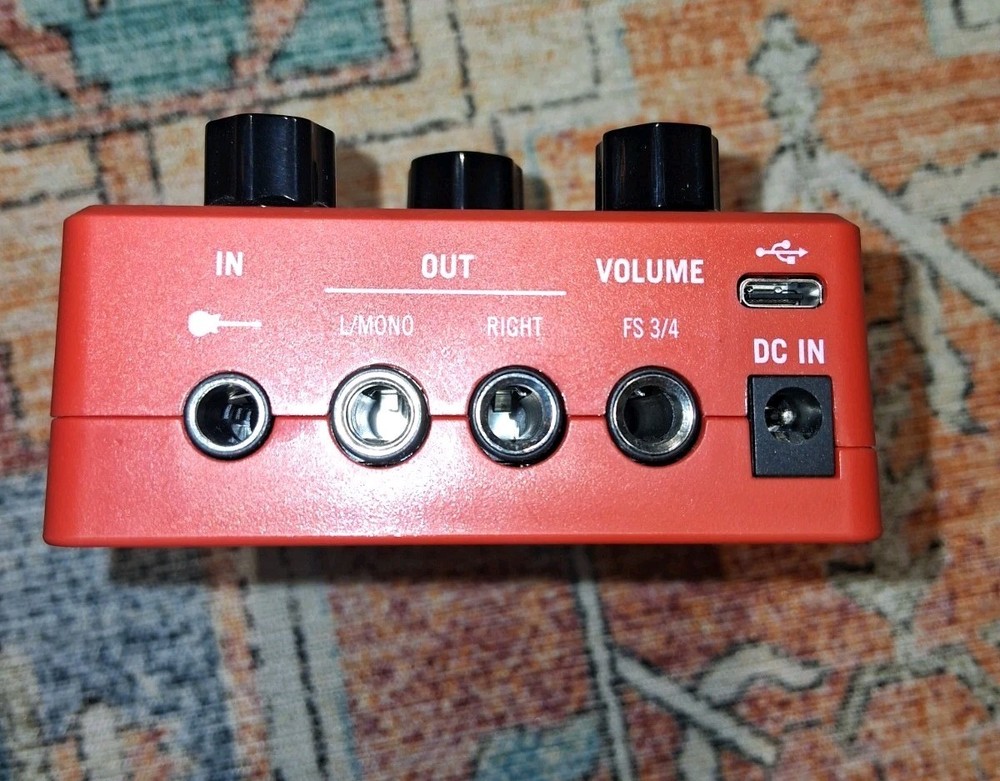 Line 6 POD Express Guitar Effects Processor Red EUC