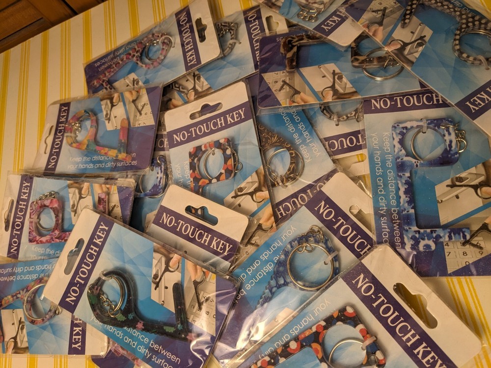 🚫🦠👈 No Touch Key - Sanitary tool keychain - New In Package - Assorted Design