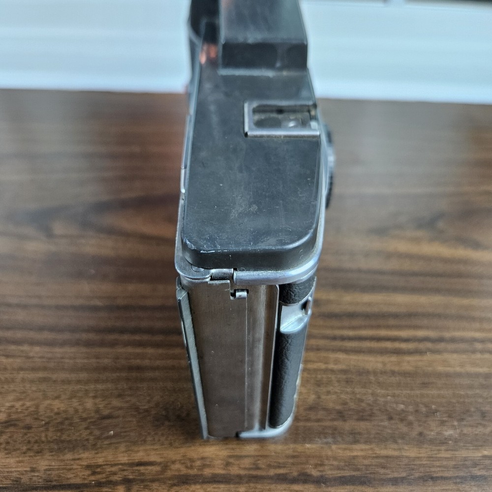 Polaroid Model 160 Land Camera - Untested