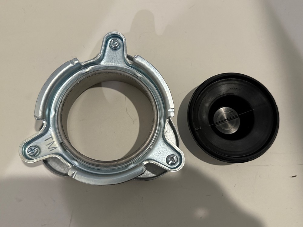 NEW Insinkerator Badger Garbage Disposal Quick Lock Mounting Flange Kitchen Sink