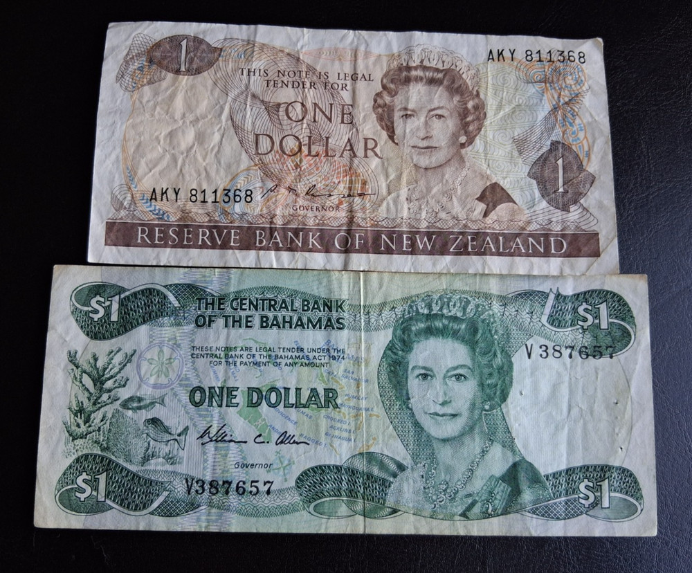 TWO DOLLAR BILLS Queen Elizabeth 1974