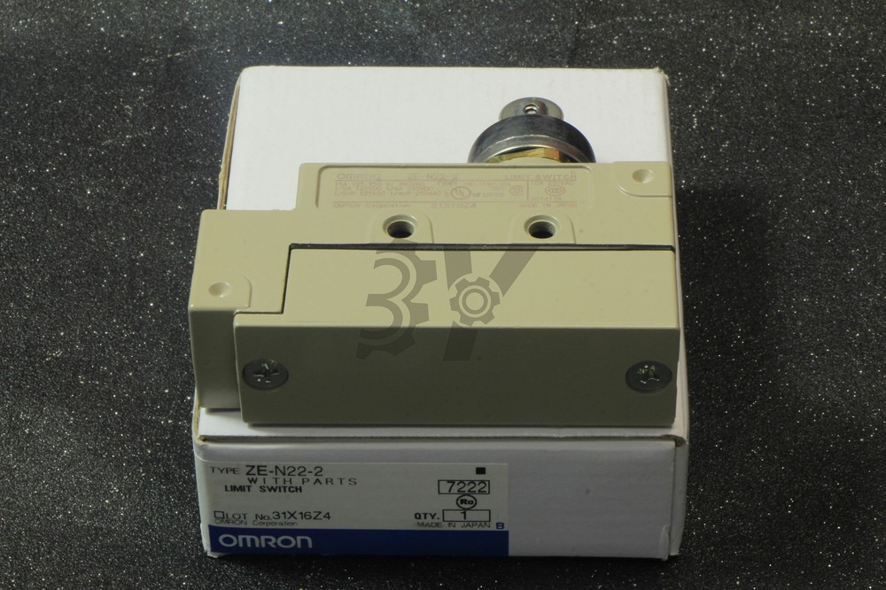 ONE NEW Omron limit switch ZE-N22-2