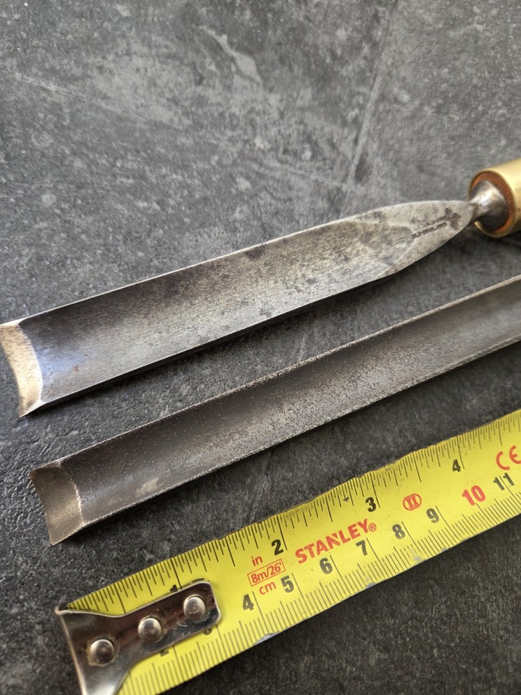 2 Vintage Woodworking Gouges Howarth & Marples