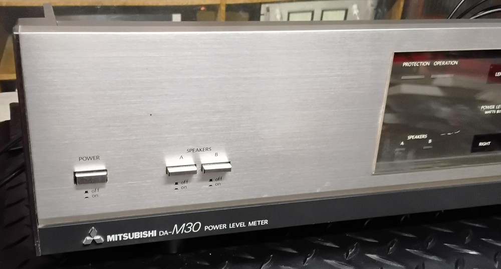 Mitsubishi DA-M30 power level meter / watt meter
