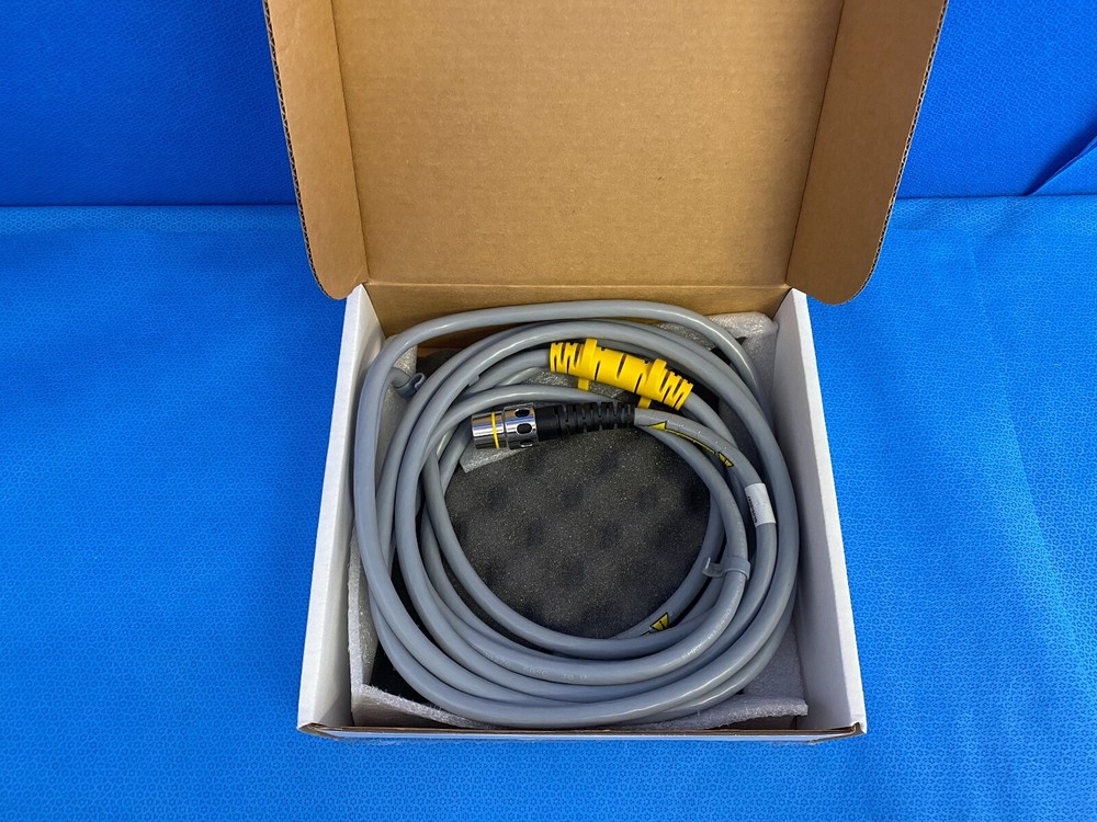 Intuitive Surgical DaVinci Si  371868  Camera Head cable