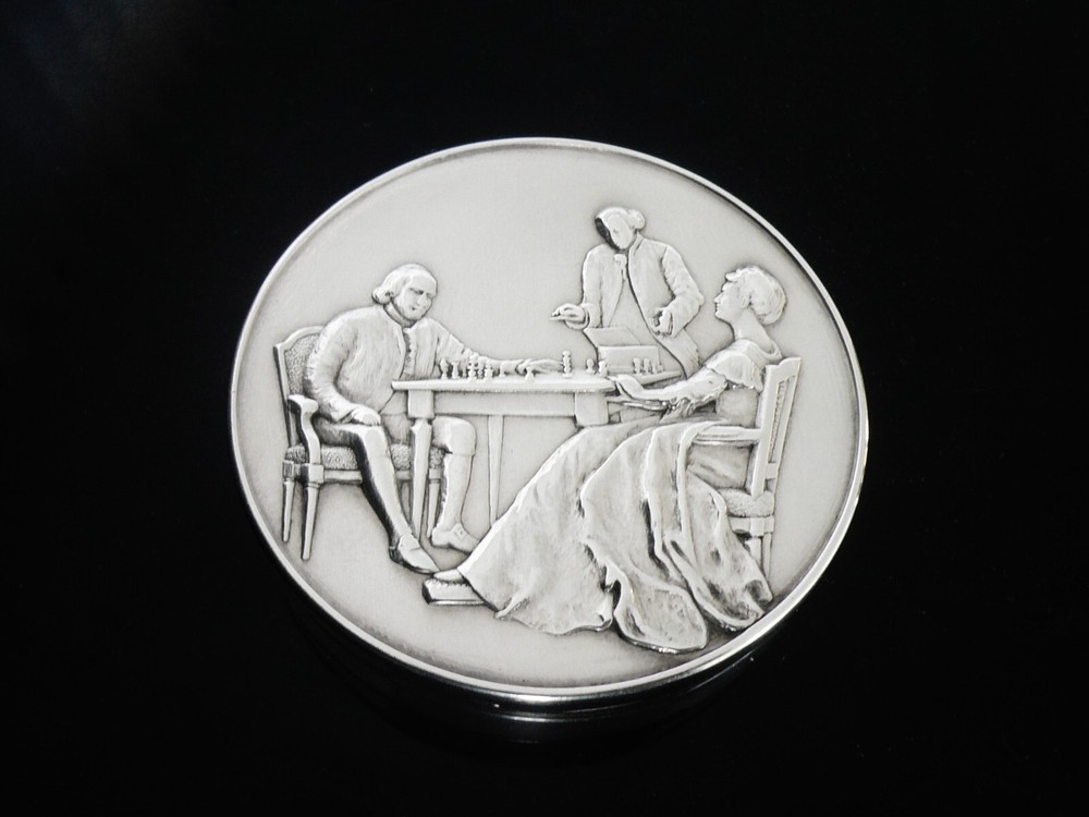 Sterling Silver Snuff Box, Caroline Howe Checkmates Benjamin Franklin 1774