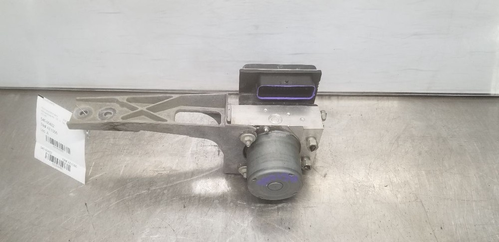 09 CHEVY CORVETTE C6 ABS PUMP ASSEMBLY