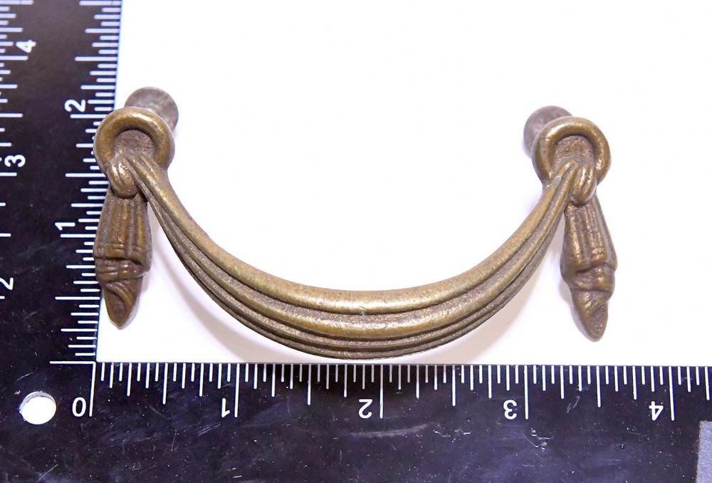 4 MATCHING BRASS EMPIRE STYLE VINTAGE DRAWER PULLS
