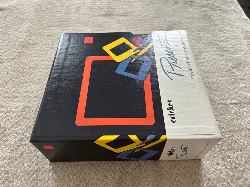 Cricket Presents. Professional Desktop Presentation. Vintage software Macintosh