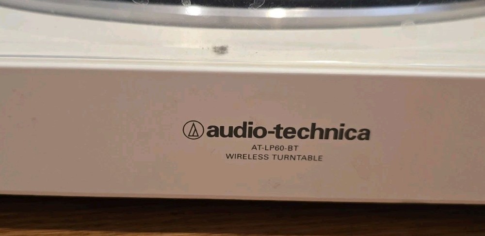 Audio Technica Turntable AT-LP60 BT Bluetooth Vinyl Record Player White Color