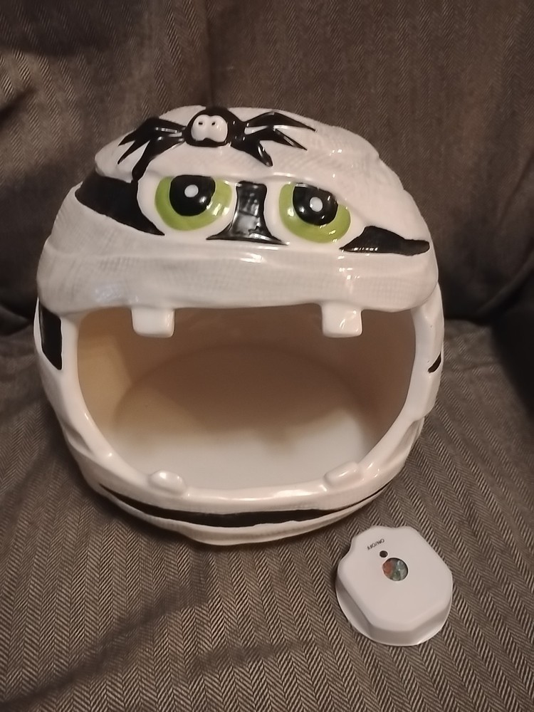 Members Mark Pre- Lit Ceramic Halloween Candy Bowl  Mummy And Spider