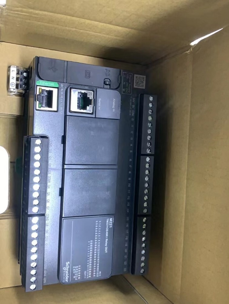 New Schneider tm221ce40r Programmable controller Fast delivery