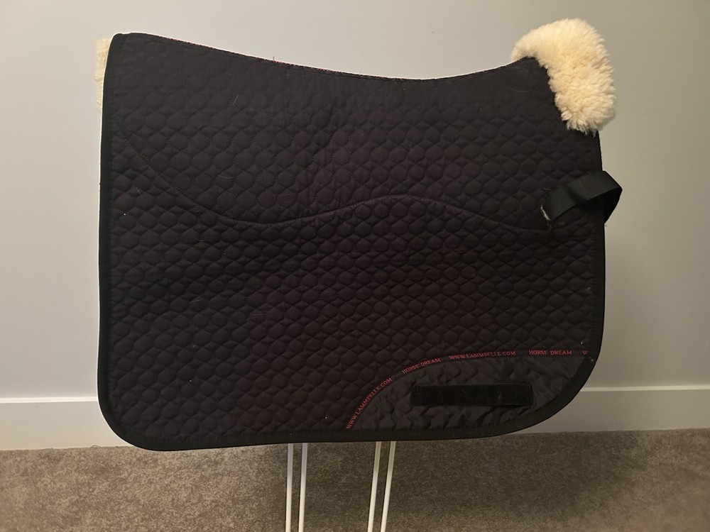 Lammefelle Dressage Saddle Pad