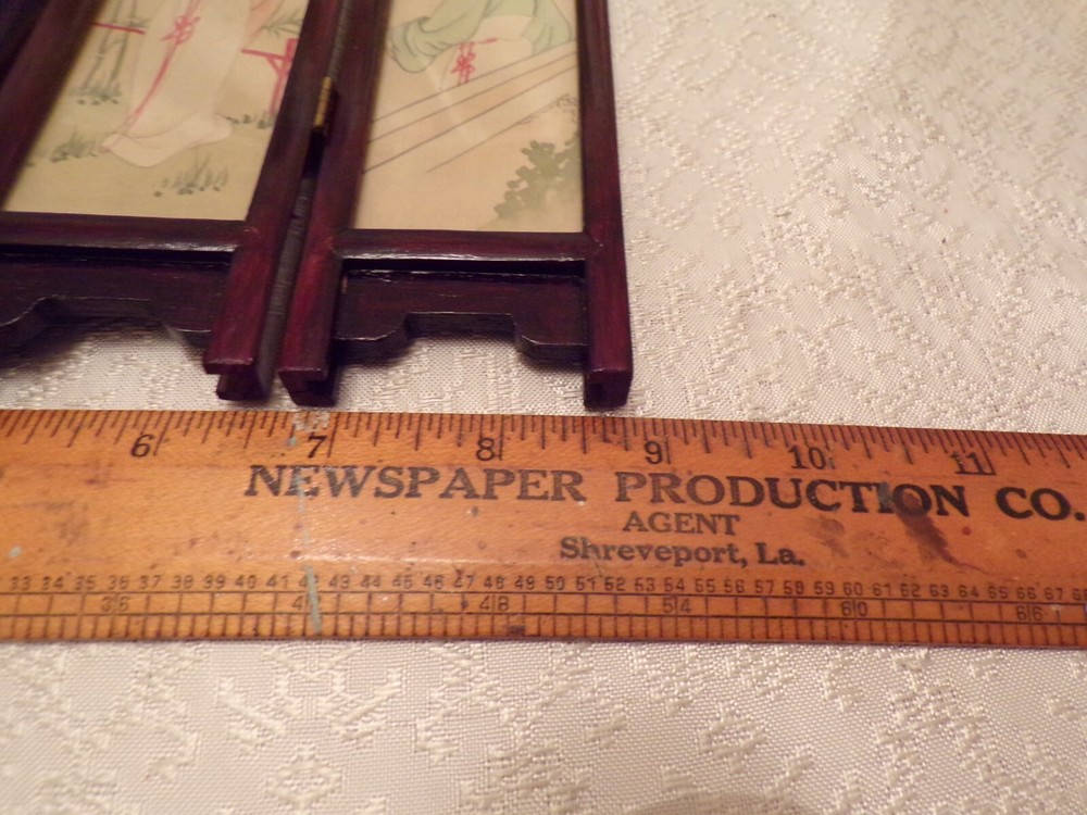 VTG Miniature Chinese Folding Dressing Screen