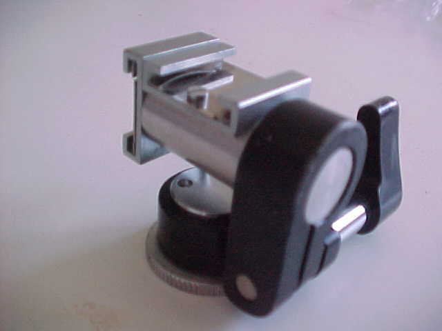 Mamiya 645 bracket flash accessory     (bx 56)