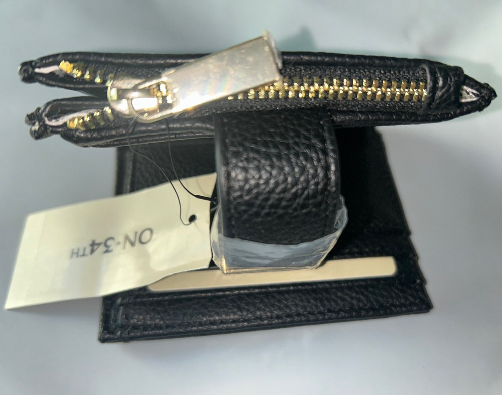 On 34th Bi Fold Card Wallet Black Silver