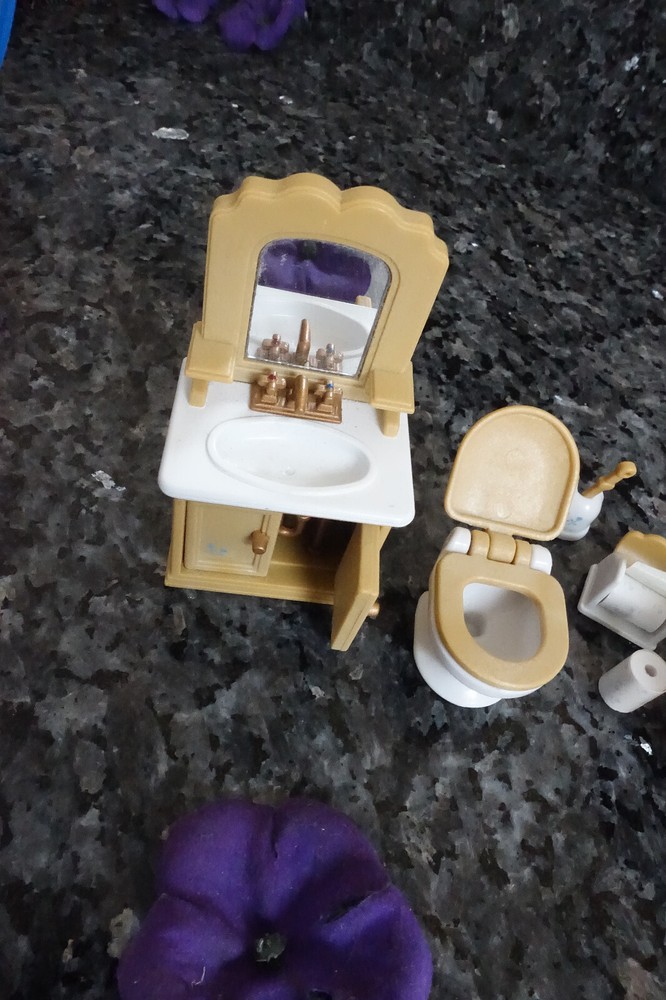 Calico Critters bathroom set