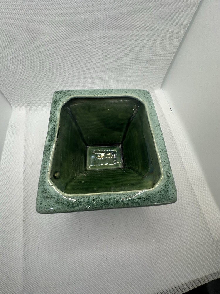 Colonial China Co Square Planter Green (201)