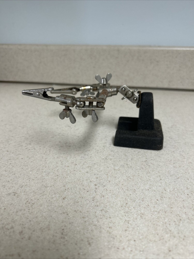 Vintage Vise Tool with Alligator Clips Unbranded Third hand Helping Hand