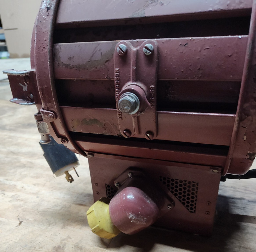 Mole Richardson Junior Mole pole Tungsten Light Type 4261