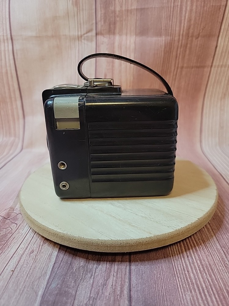BROWNIE HAWKEYE CAMERA FLASH MODEL KODAK