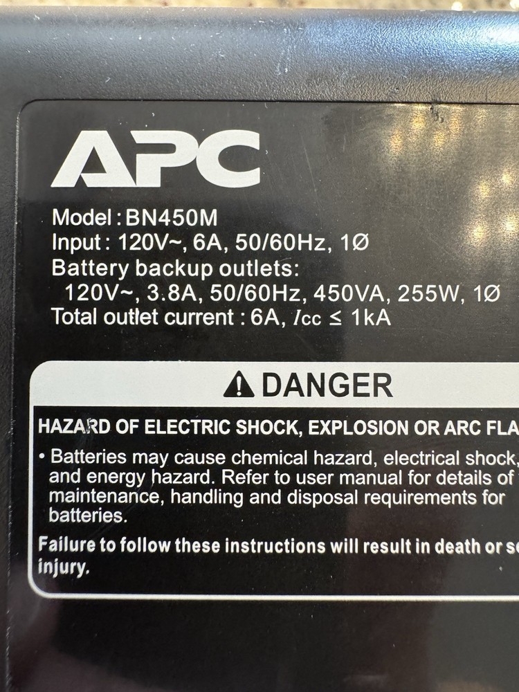 APC Back-UPS BN450M 120V 6-Outlet Battery Backup & Surge Protector NEEDS BATTERY