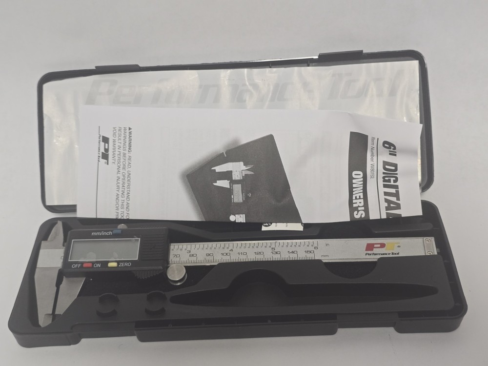 PERFORMANCE TOOL DIGITAL CALIPER 0-6" (150MM)