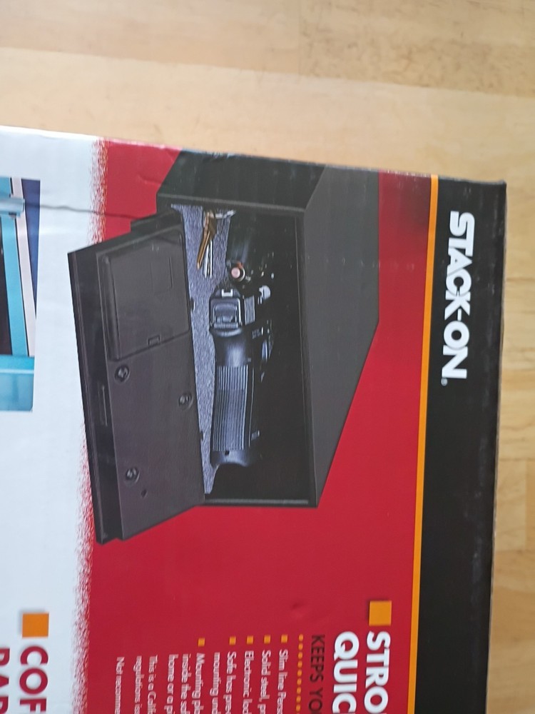 Gun storage Stack-On Quick Access Safe new in box