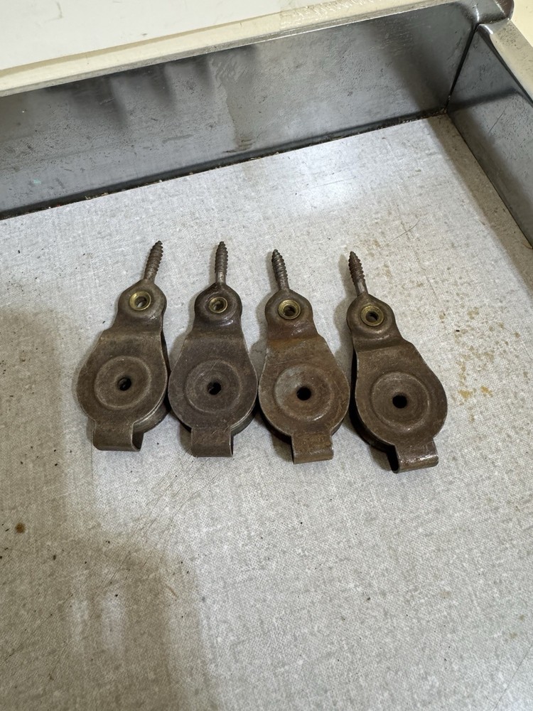 4 vintage small metal block pulleys