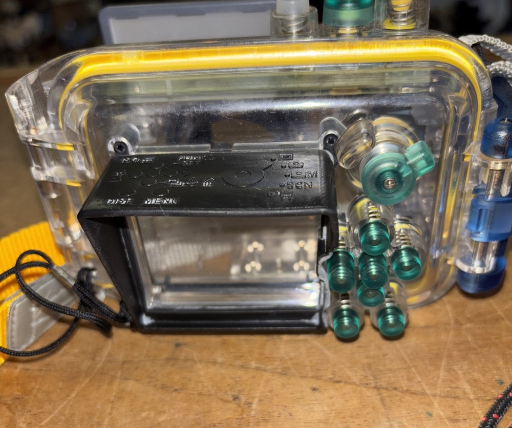 Canon WP-DC80 Digital Camera Waterproof Case Underwater