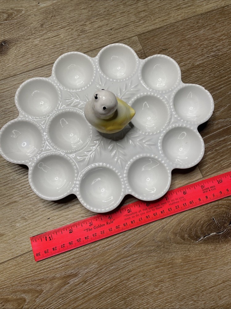 Easter Egg Ceramic Dish Chick In Center Vintage (Holds 12 Eggs)