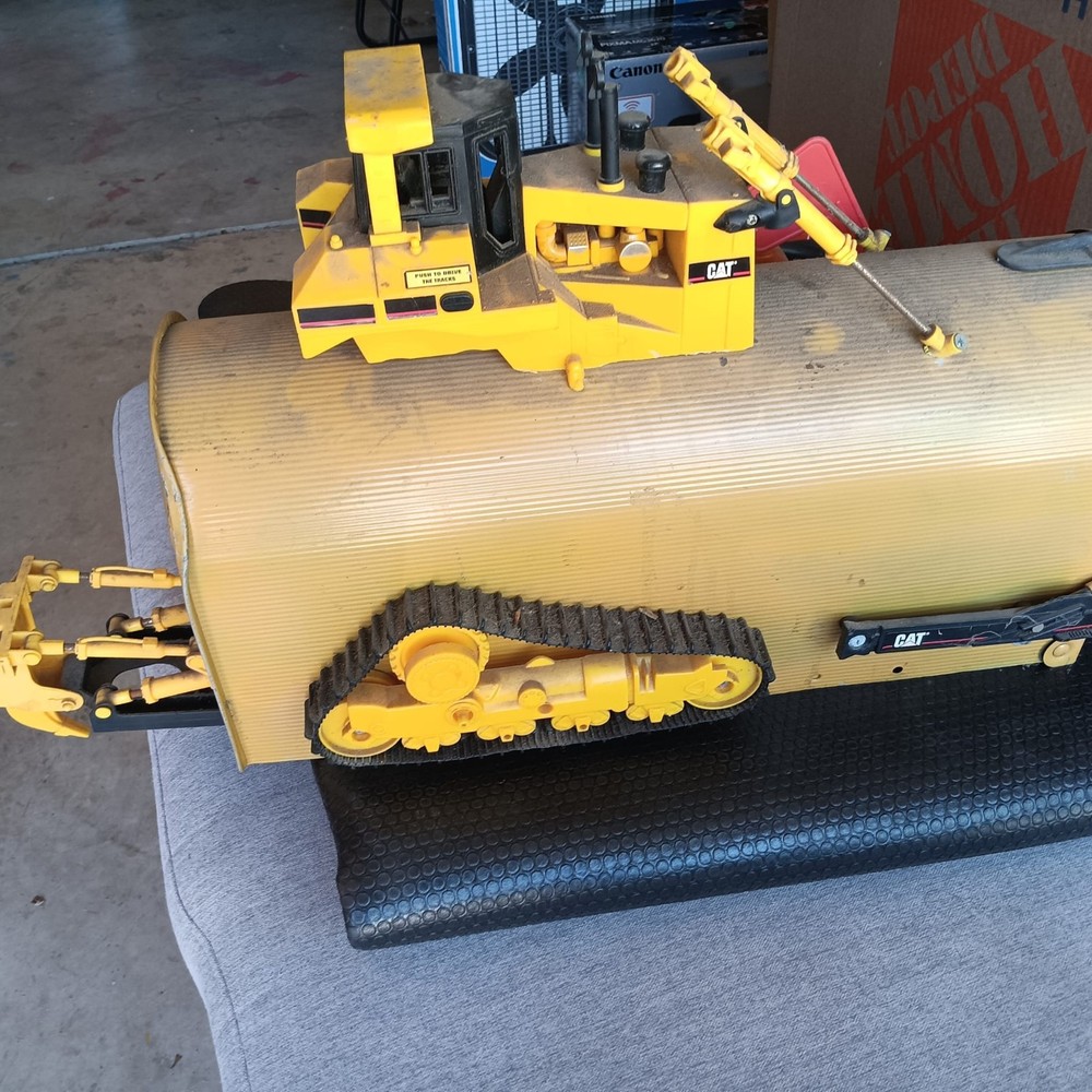 Vintage CAT Bulldozer Mailbox Design