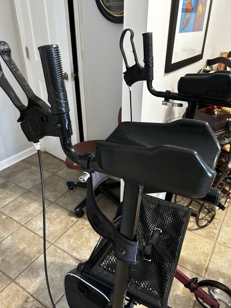 elenker upright walker With Storage