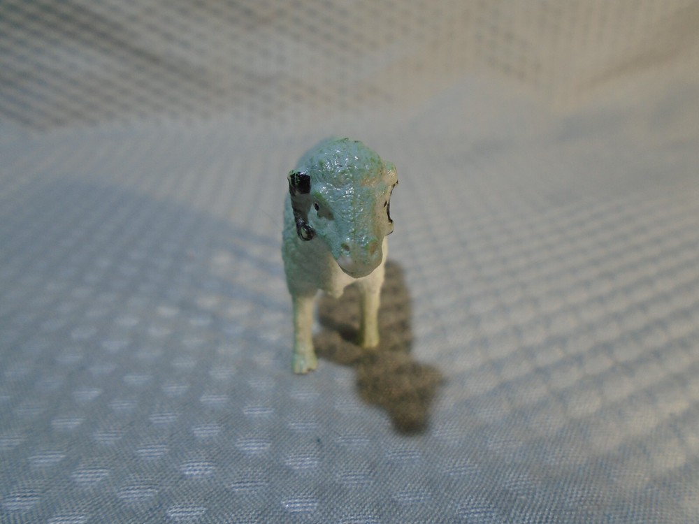 MINIATURE GREY RAM 1.75" FIGURE UNBRANDED (MA1594B)