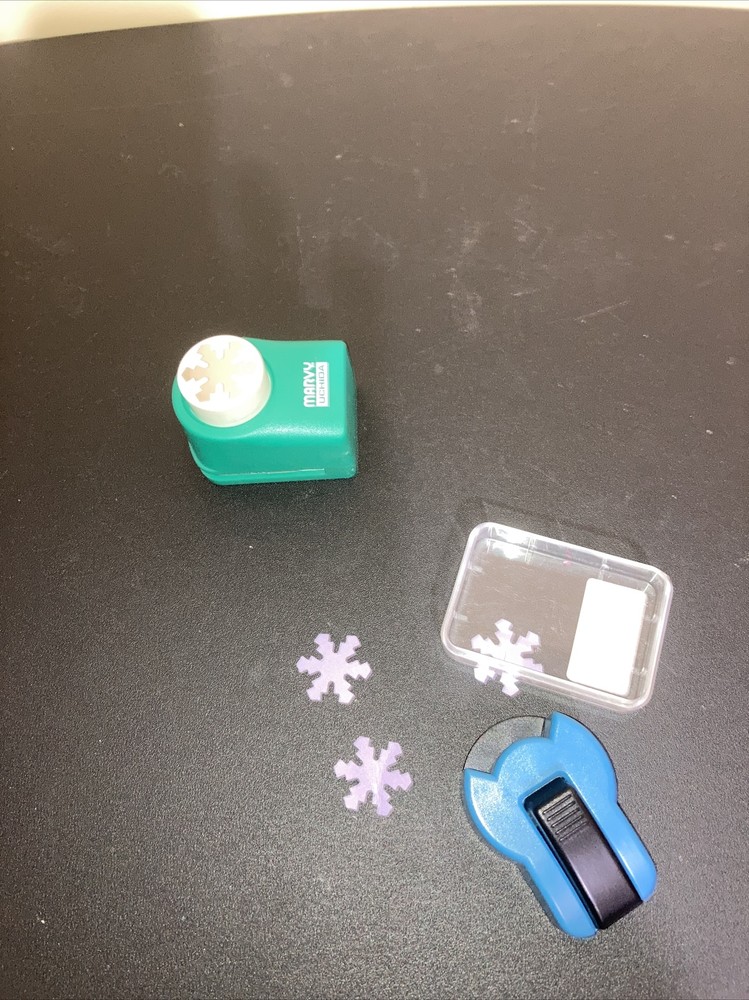 marvy preowned punches corner rounder snowflake