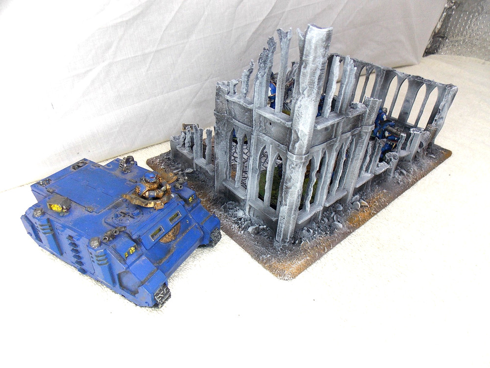 WARGAMING TERRAIN PAINTED BUILDING