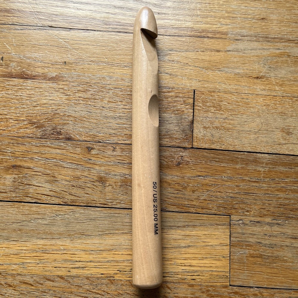 Unbranded SUPER MEGA Size Bamboo Crochet Hook - Size 50 / 25mm